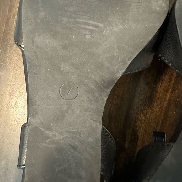 Elegant Black Heels with Ankle Strap size 7 - Picture 4 of 4